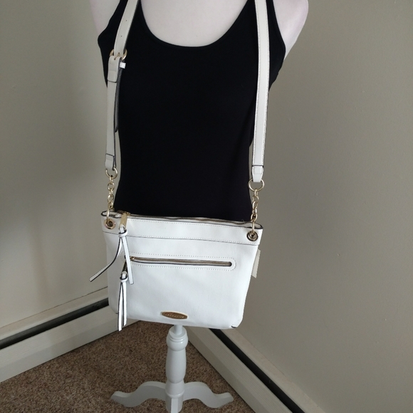 Liz Claiborne Handbags - Liz Claiborne White Bag